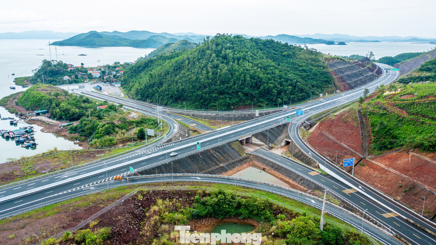 Cận cảnh Quốc lộ 4B nối Quảng Ninh - Lạng Sơn trước ngày mở rộng - Ảnh 17