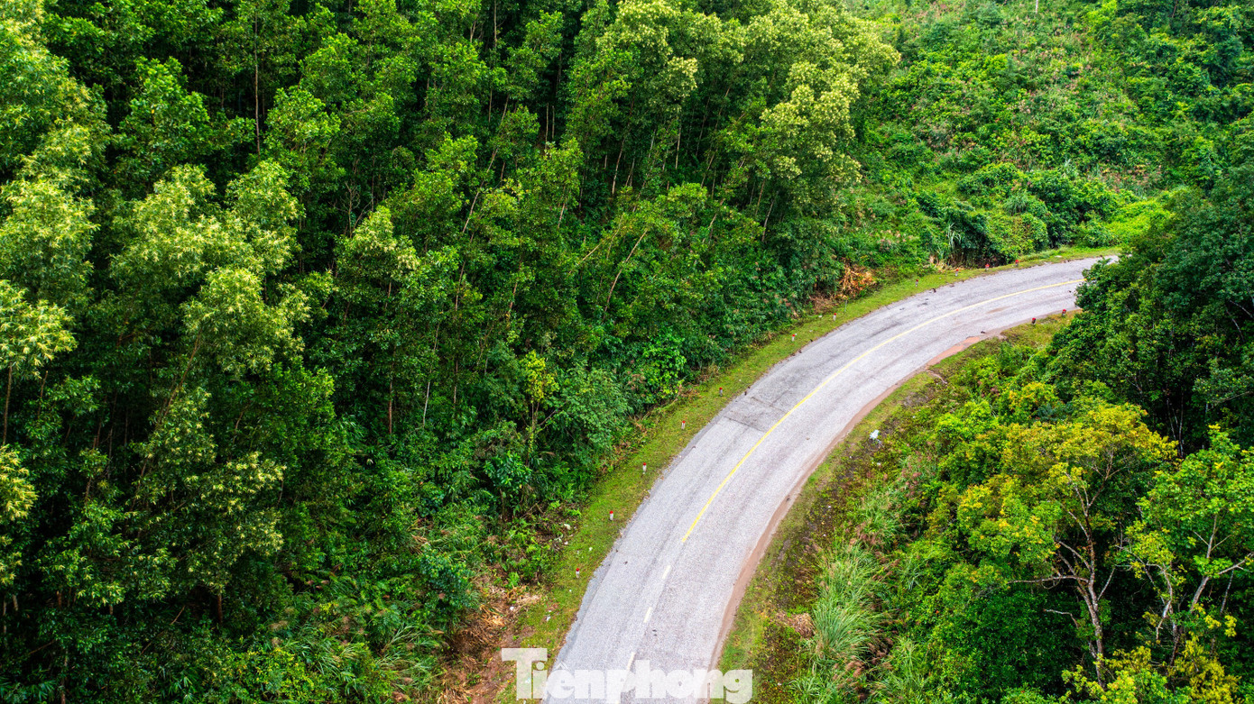 Cận cảnh Quốc lộ 4B nối Quảng Ninh - Lạng Sơn trước ngày mở rộng - Ảnh 15