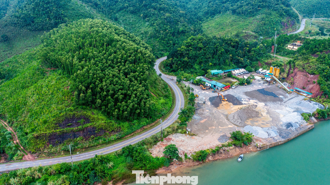 Cận cảnh Quốc lộ 4B nối Quảng Ninh - Lạng Sơn trước ngày mở rộng - Ảnh 6