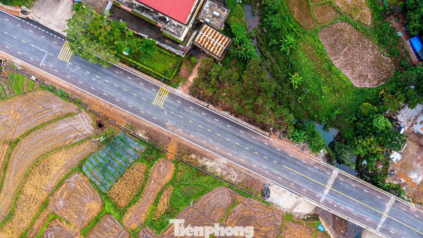 Cận cảnh Quốc lộ 4B nối Quảng Ninh - Lạng Sơn trước ngày mở rộng - Ảnh 11