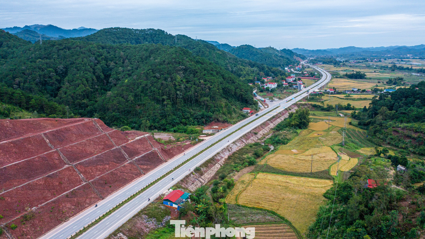 Cận cảnh Quốc lộ 4B nối Quảng Ninh - Lạng Sơn trước ngày mở rộng - Ảnh 12