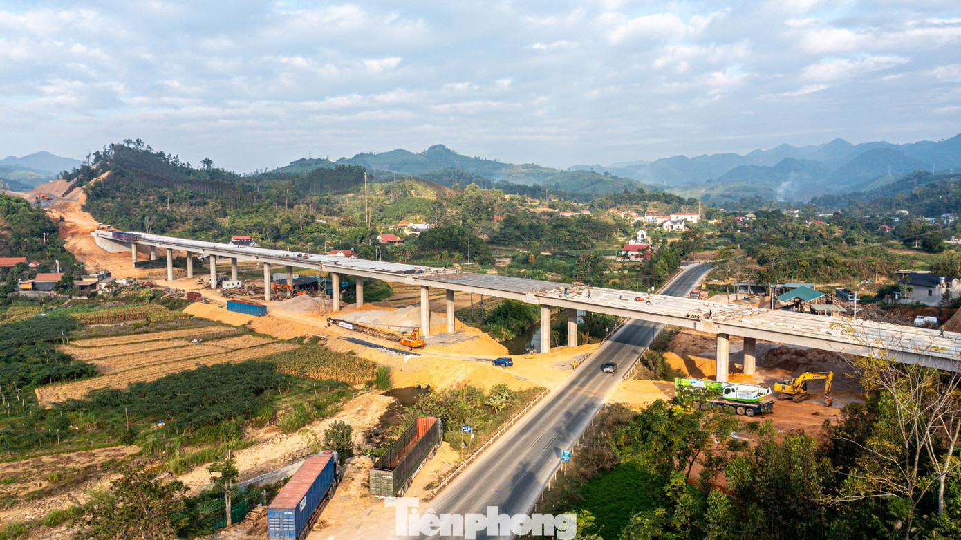 Cao tốc Hữu Nghị - Chi Lăng chạy đua đến cột mốc ngày khánh thành - Ảnh 1