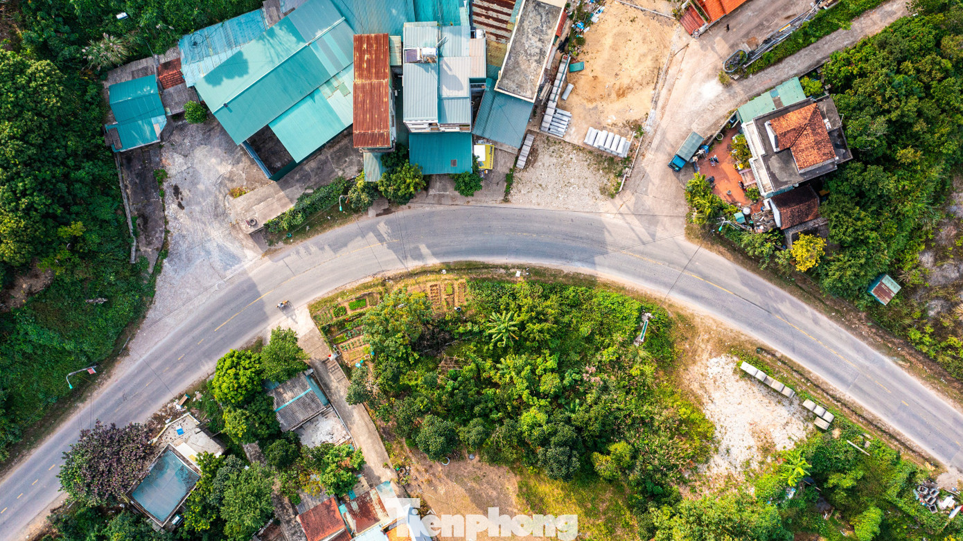 Cận cảnh Quốc lộ 4B nối Quảng Ninh - Lạng Sơn trước ngày mở rộng - Ảnh 7