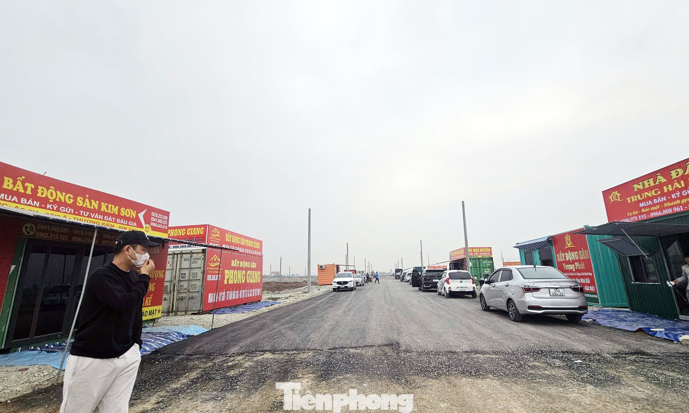 Đấu giá đất vùng quê: Giá 'bị đẩy' lên cao gấp 3 lần giá khởi điểm - Ảnh 4