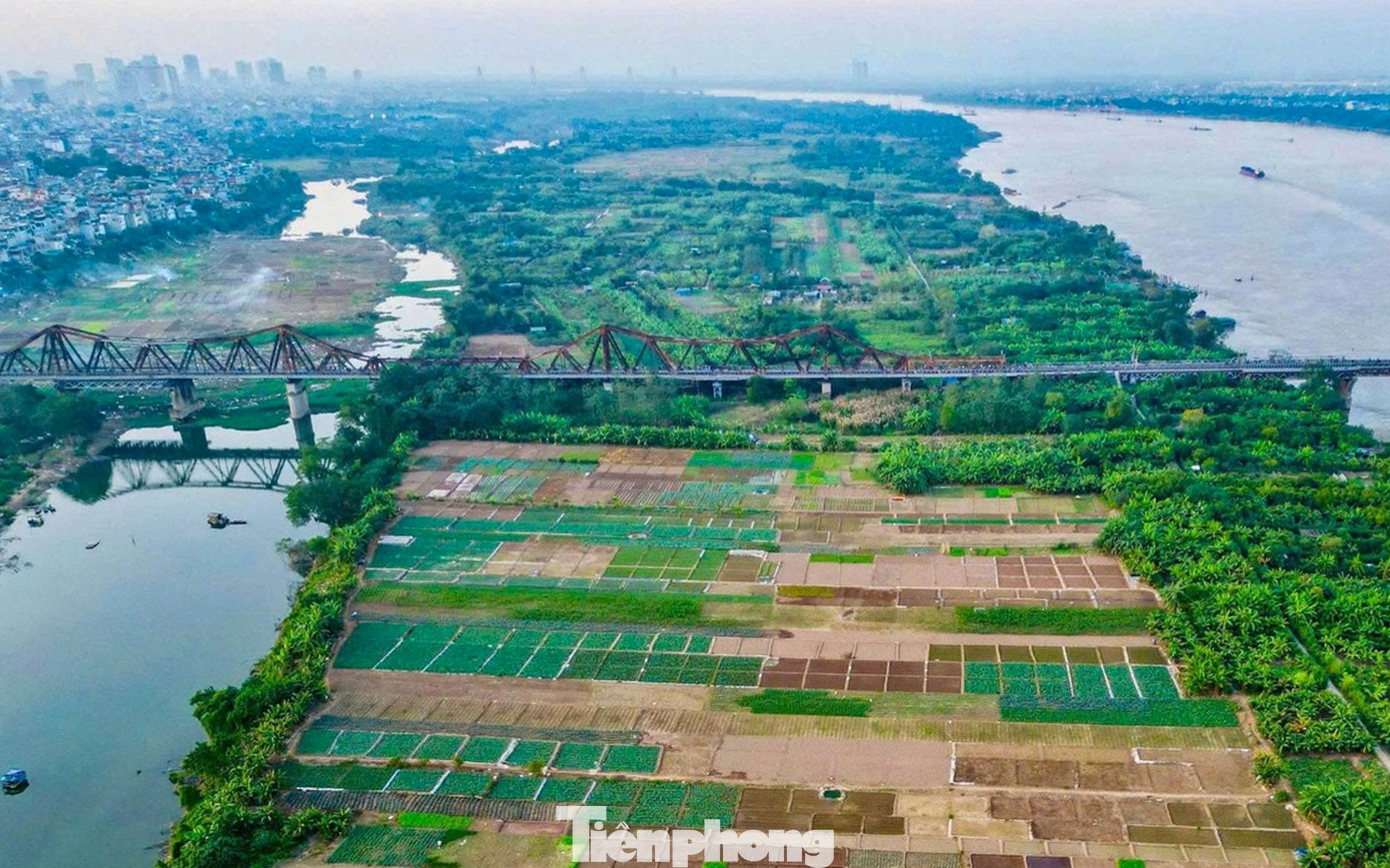 Hình ảnh công trường cầu Long Biên trong đợt đại tu quy mô nhất lịch sử - Ảnh 15