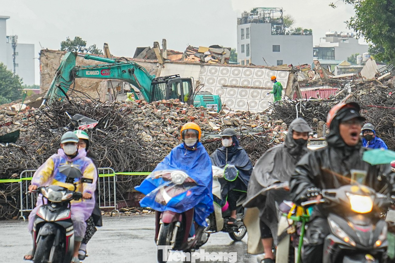 Dự án đường Vành đai 1 đoạn Hoàng Cầu - Voi Phục 'thần tốc' giải phóng mặt bằng - Ảnh 13