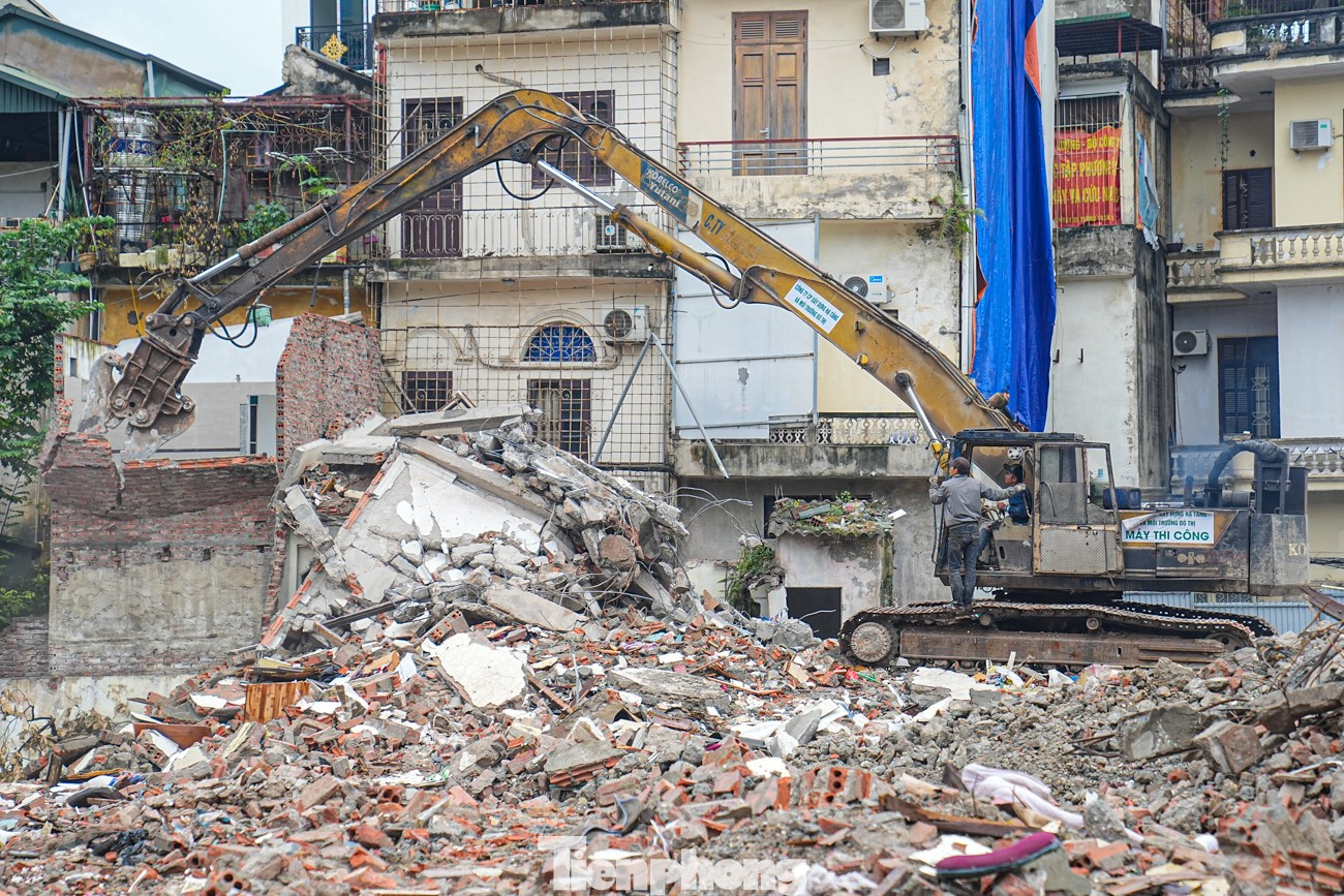 Dự án đường Vành đai 1 đoạn Hoàng Cầu - Voi Phục 'thần tốc' giải phóng mặt bằng - Ảnh 5