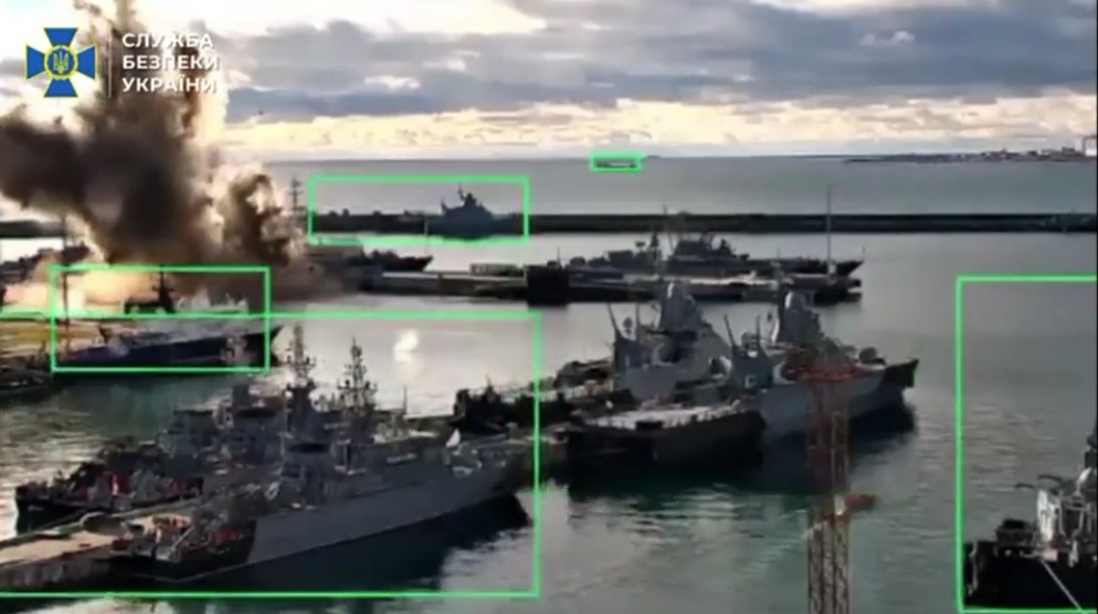 Ukraine tuyên bố hạ tàu ngầm Nga ở biển Đen, Nga bác bỏ - Ảnh 1