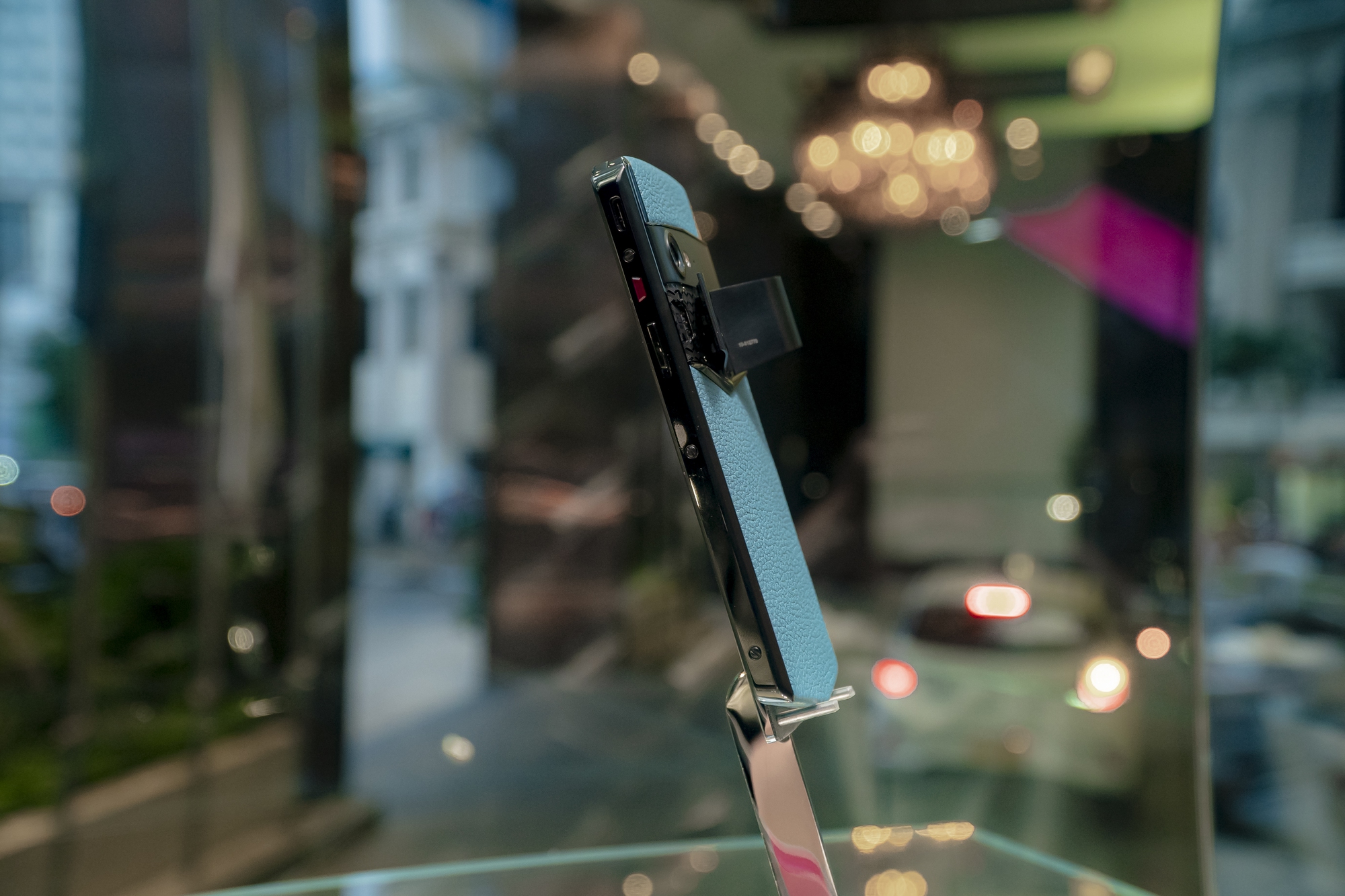 Bí ẩn về phím bấm vật lý "huyền thoại" trên điện thoại vẫn còn đến ngày nay - Ảnh 1