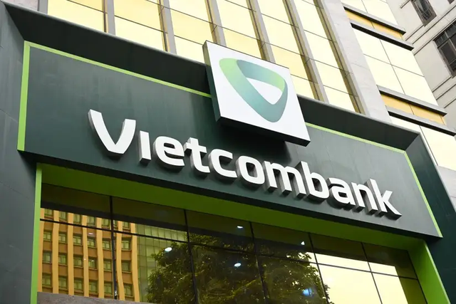 NHNN lấy ý kiến việc khen thưởng 3 cá nhân ở Vietcombank - Ảnh 1