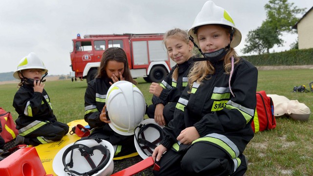 Ngôi làng kỳ lạ chỉ sinh con gái 100% suốt 11 năm: Đã giải mã được tỷ lệ xác suất rất vô lý này - Ảnh 3