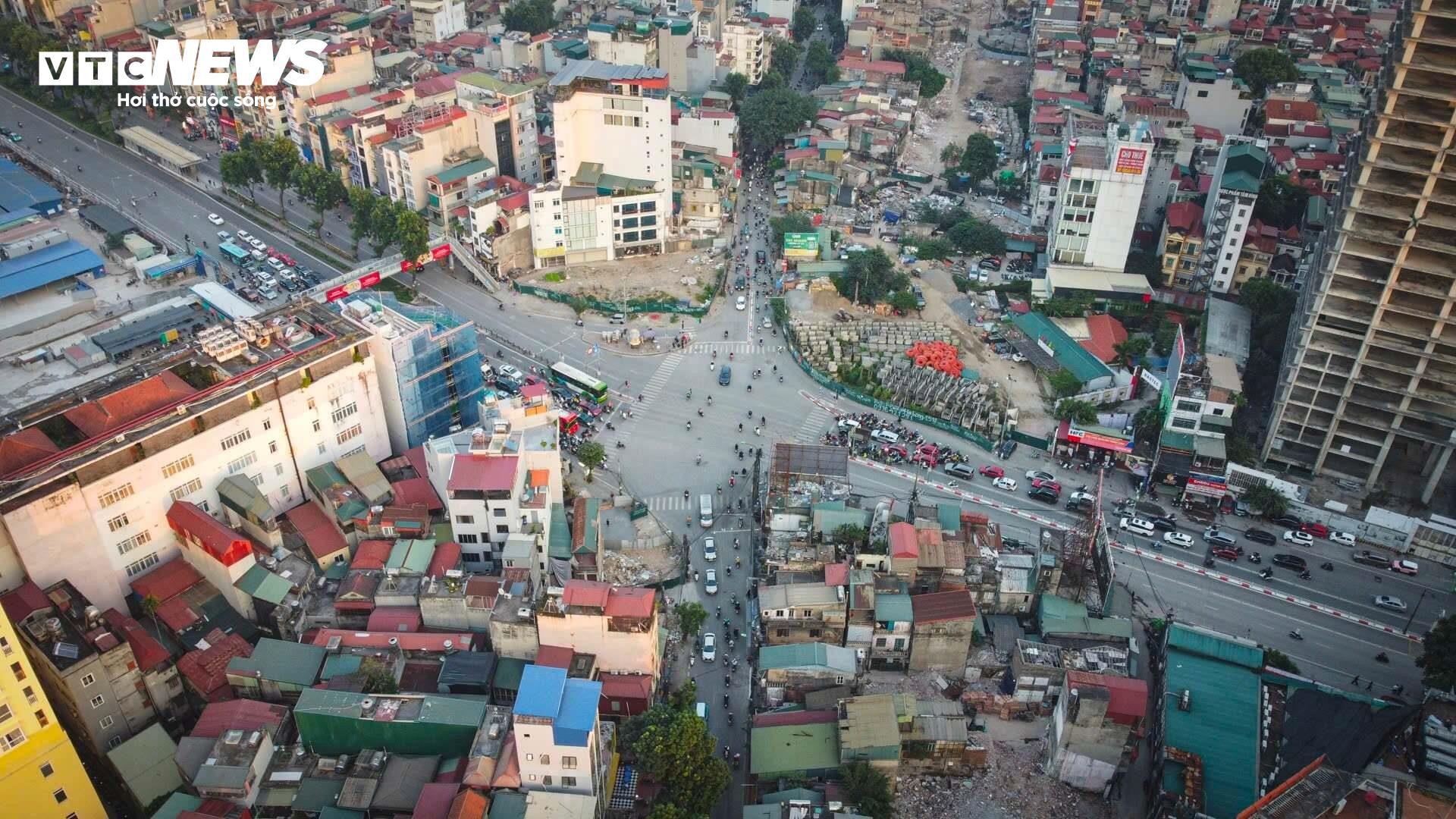Toàn cảnh khu vực giải phóng mặt bằng tuyến đường ‘đắt nhất hành tinh’ ở Hà Nội - Ảnh 2