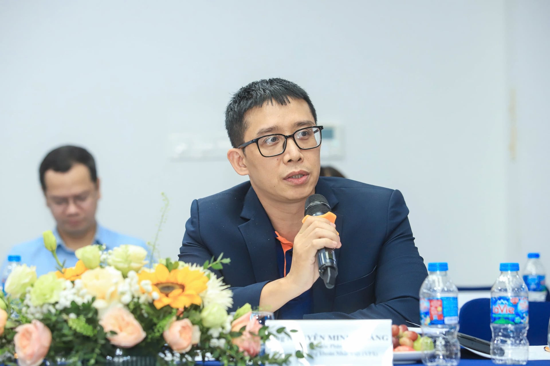 Chuyên gia: Muốn đón dòng vốn lớn, thị trường cần thêm “hàng” từ cổ phần hóa, niêm yết DNNN - Ảnh 1