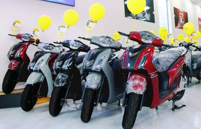 Xe máy điện giá 25 triệu đồng khiến Honda SH "bất ngờ" vì ngoại hình như 2 giọt nước, đã về đại lý - Ảnh 2