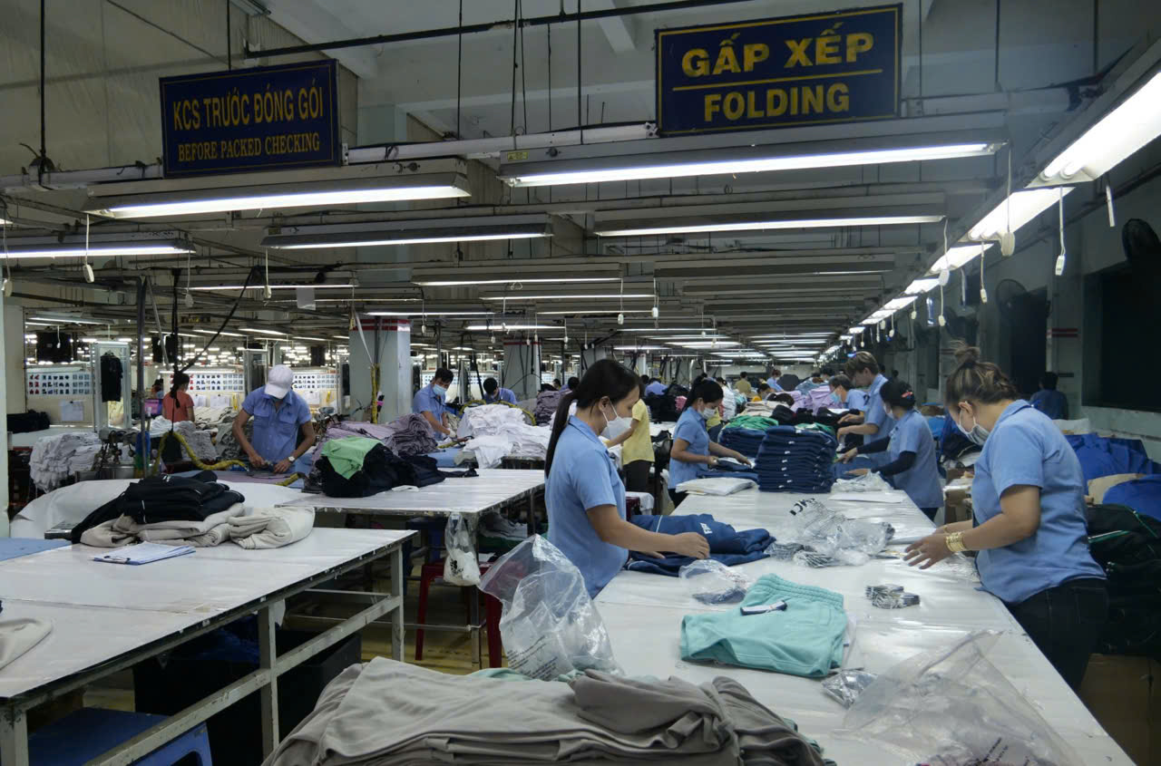 Tăng lương tối thiểu từ 1-1-2026: Doanh nghiệp phải điều chỉnh những khoản nào? - Ảnh 1