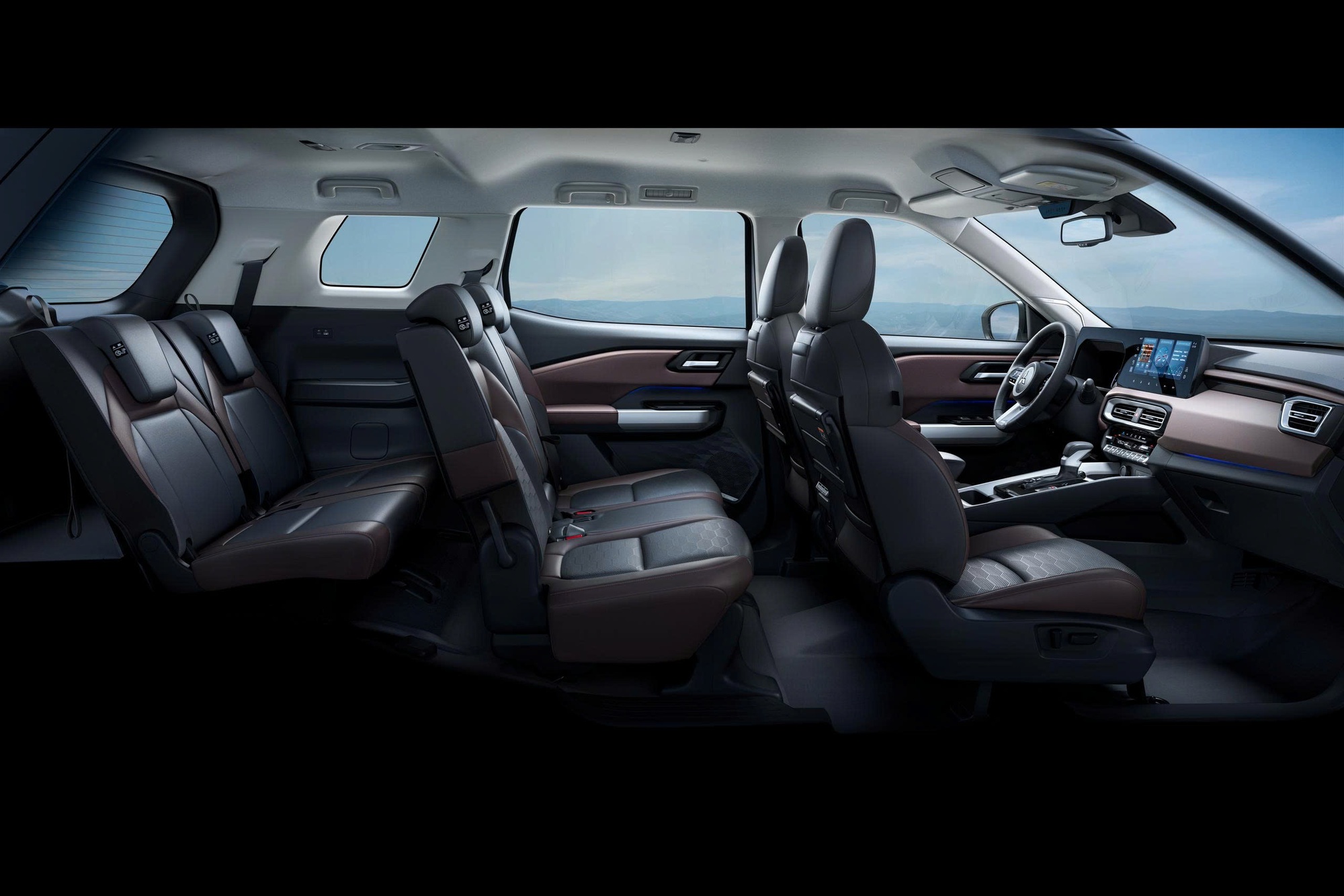 Có khoảng 700 triệu trong túi, nên chọn Mazda CX-5 hay Mitsubishi Destinator? - Ảnh 3