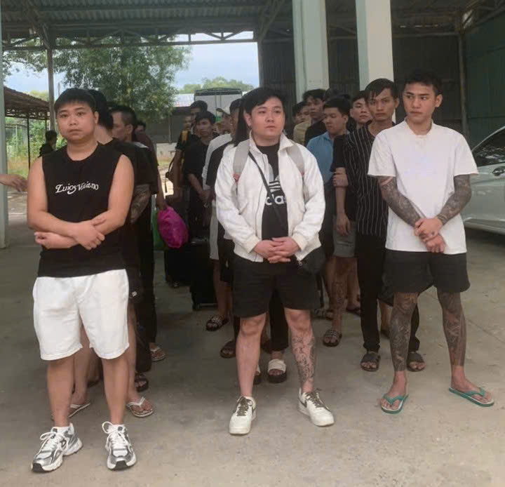 Cực căng: Ổ nhóm tại Campuchia giả mạo công ty của ông Phạm Nhật Vượng, Đỗ Minh Phú lừa 500 người Việt - Ảnh 4