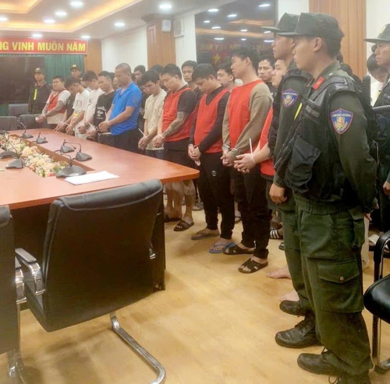 Cực căng: Ổ nhóm tại Campuchia giả mạo công ty của ông Phạm Nhật Vượng, Đỗ Minh Phú lừa 500 người Việt - Ảnh 1