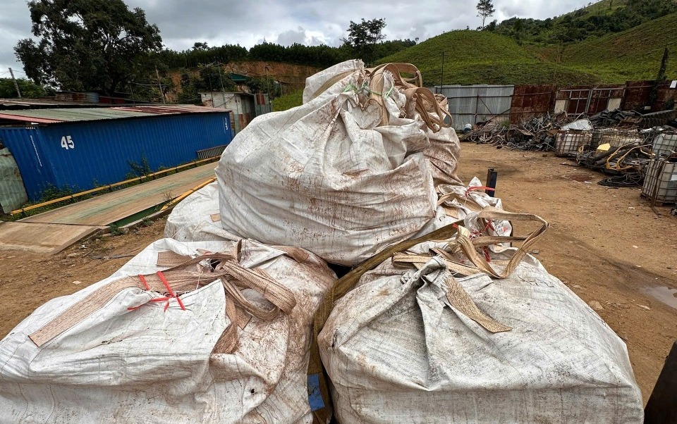 Quảng Trị chặn đứng lô 500 máy đào tiền ảo nhập lậu - Ảnh 1