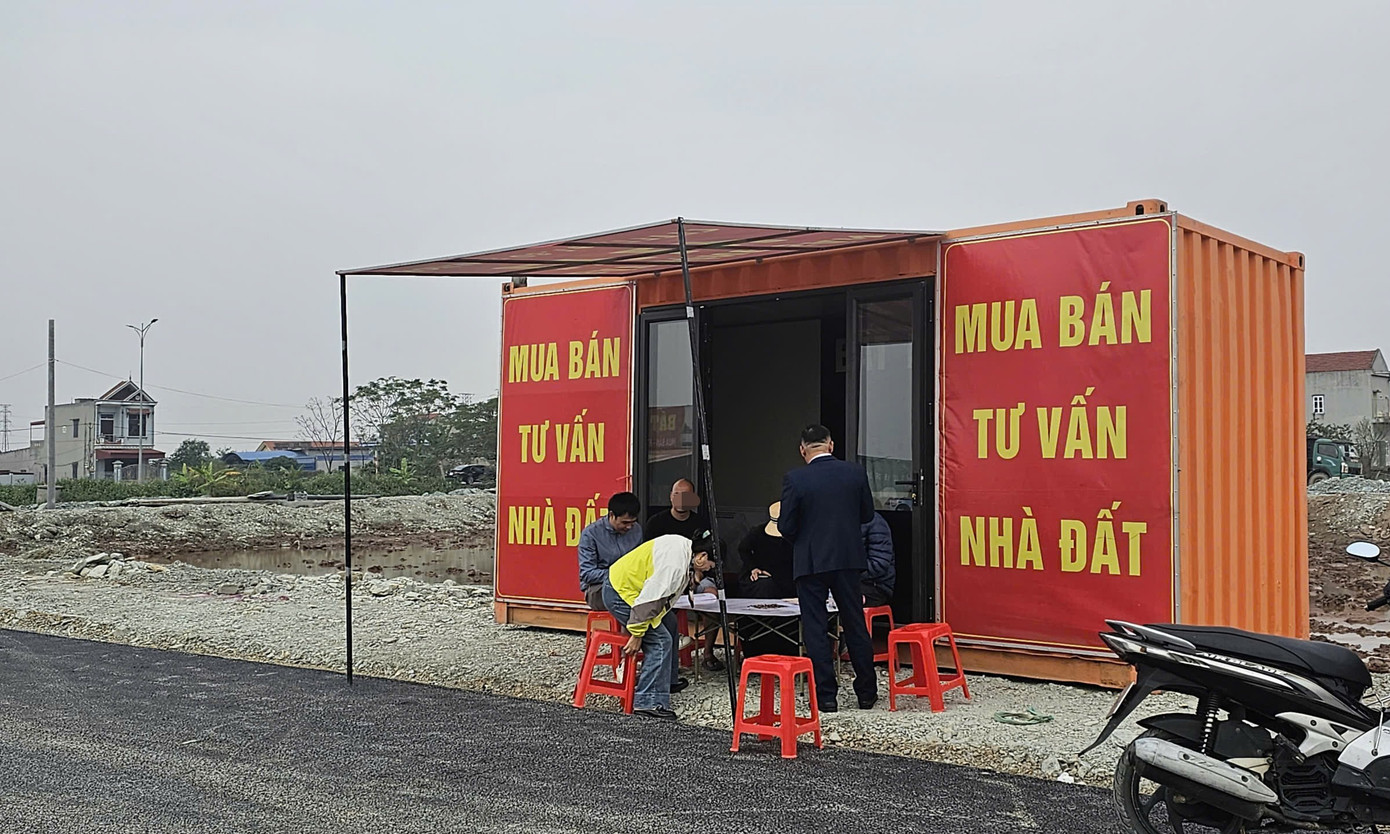 Đấu giá đất vùng quê: Giá 'bị đẩy' lên cao gấp 3 lần giá khởi điểm - Ảnh 3