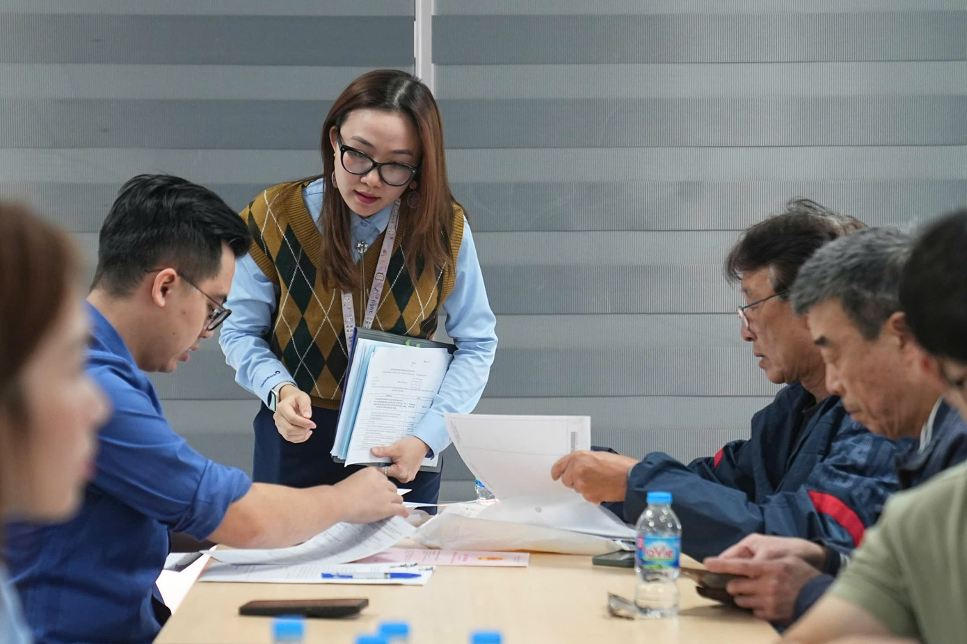 Người dân 'đất kim cương' cạnh hồ Hoàn Kiếm nhận tiền đền bù dự án quảng trường - Ảnh 6