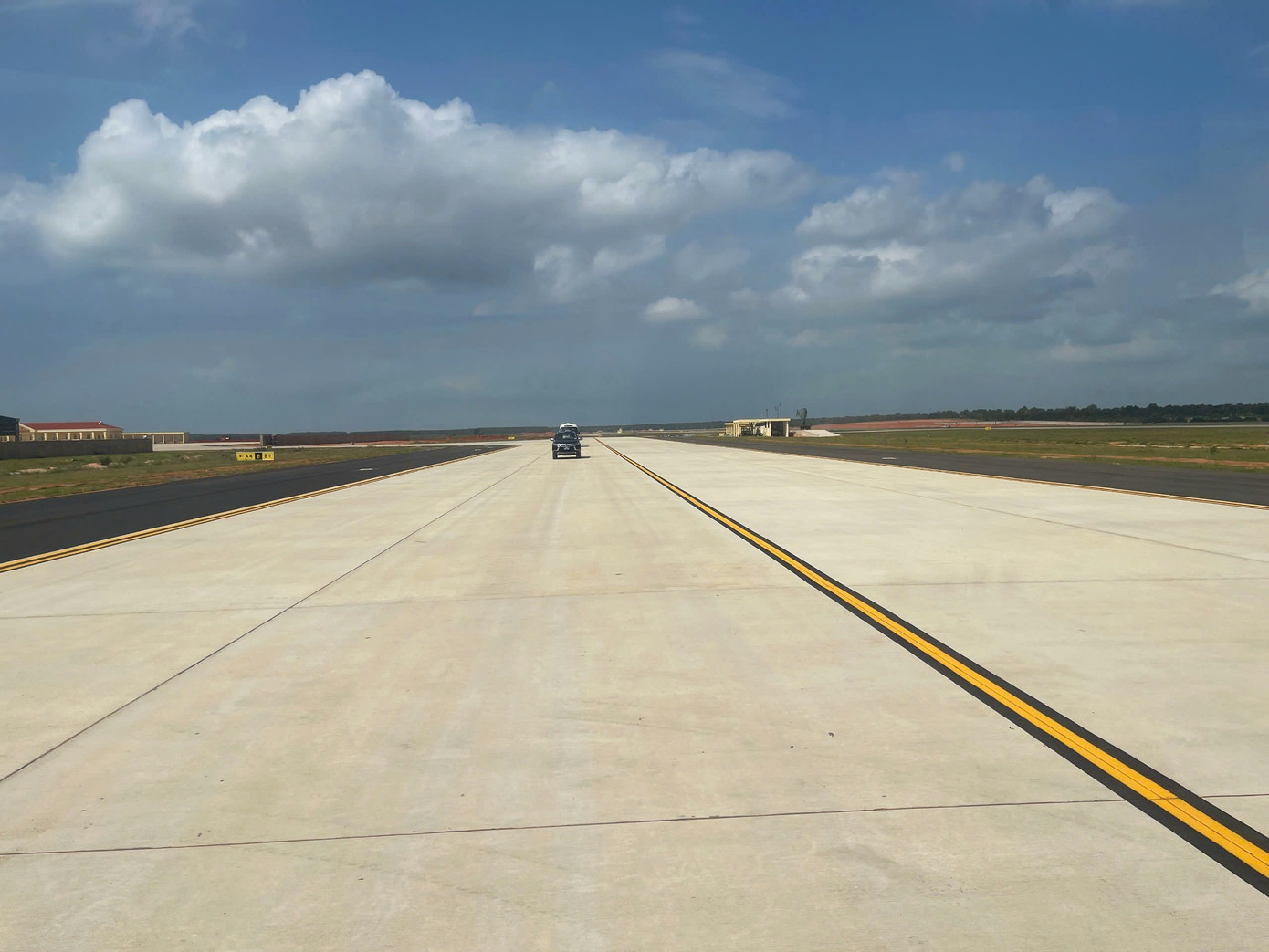 Chấp thuận đầu tư dân dụng ở sân bay Phan Thiết - Ảnh 1