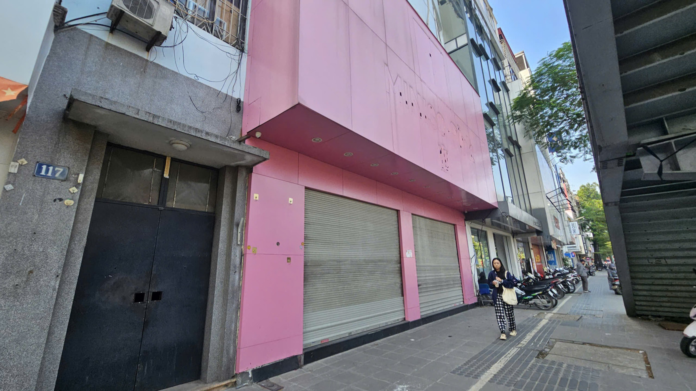 Cảnh nhà mặt phố cho thuê tại 'đất vàng' Hà Nội ế khách dịp cuối năm - Ảnh 4