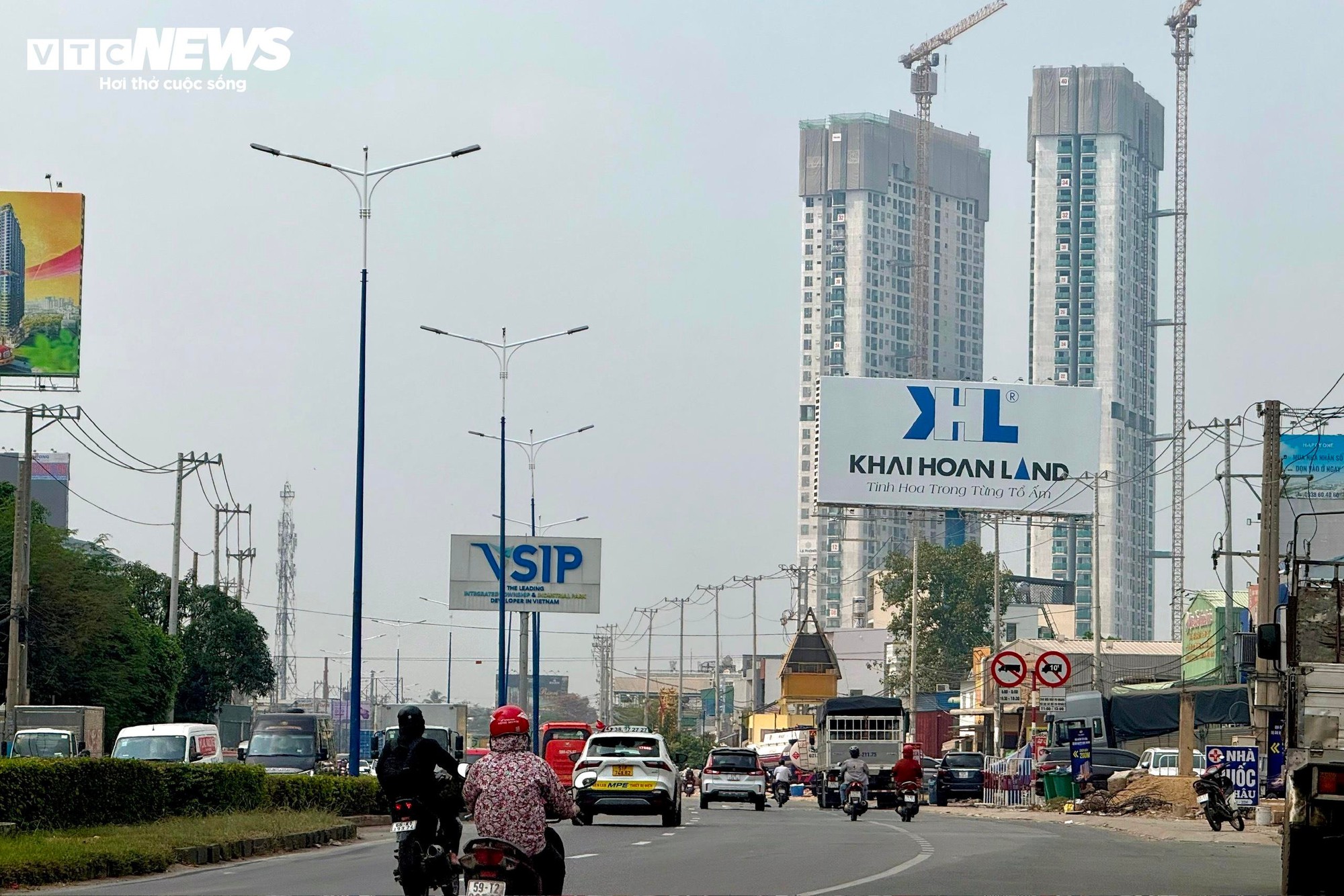 Một trục đường gần 4km ở TP.HCM 'gánh' 9 dự án chung cư - Ảnh 1