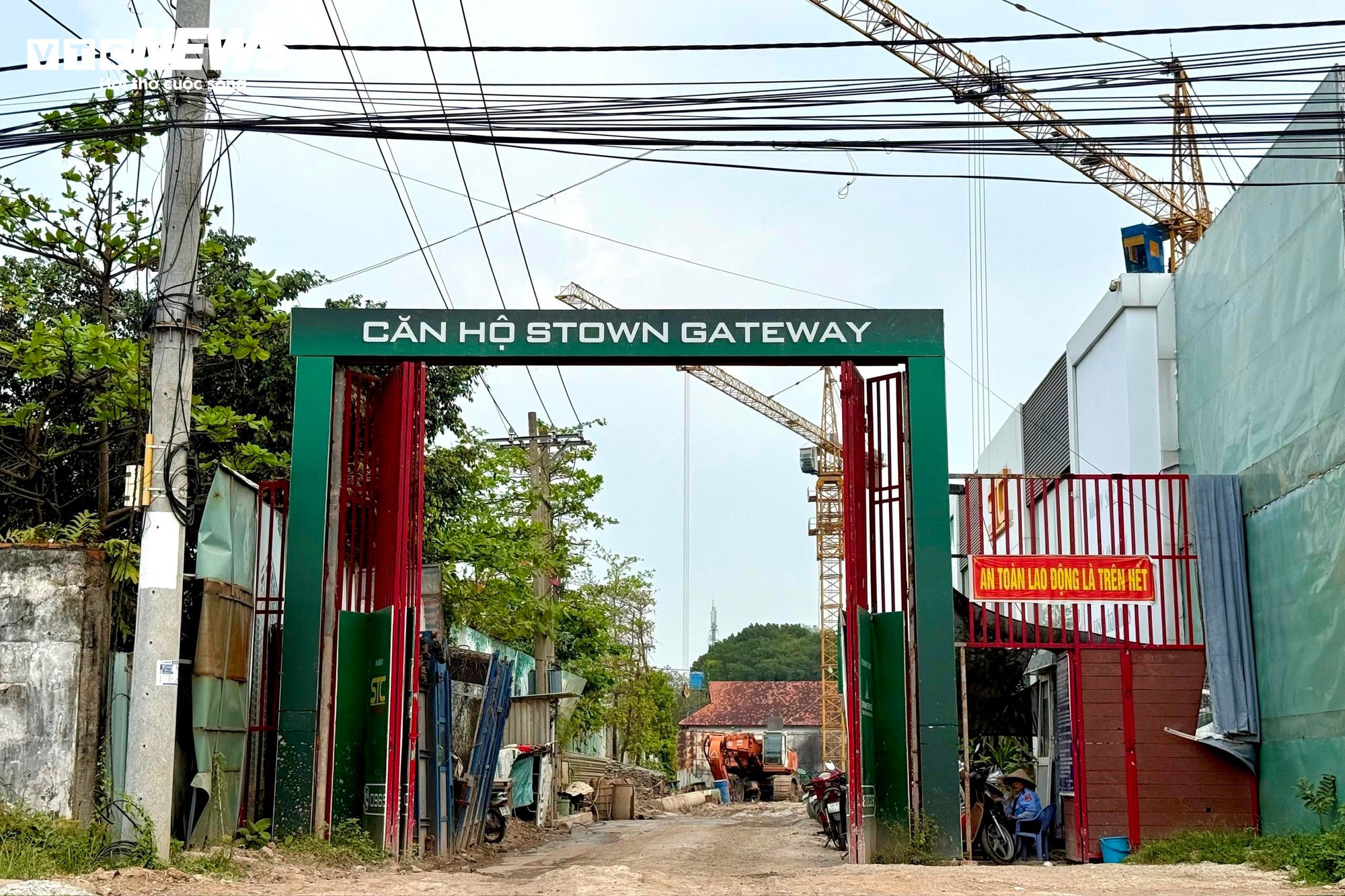 Một trục đường gần 4km ở TP.HCM 'gánh' 9 dự án chung cư - Ảnh 5