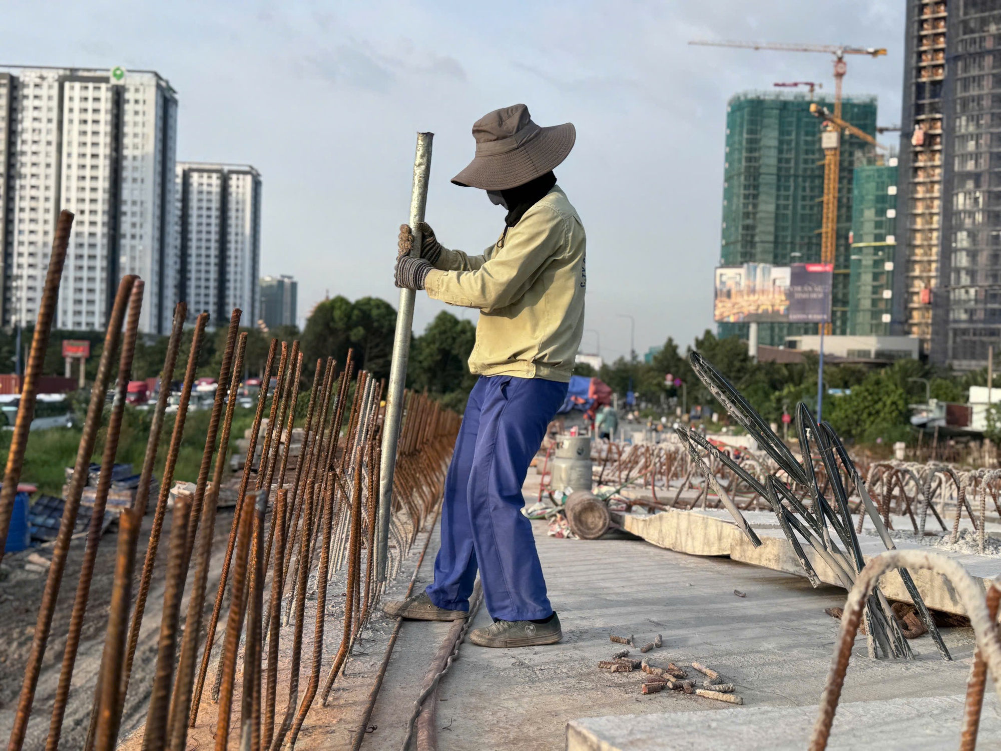 Hình ảnh công trường nút giao An Phú những ngày cuối năm - Ảnh 8