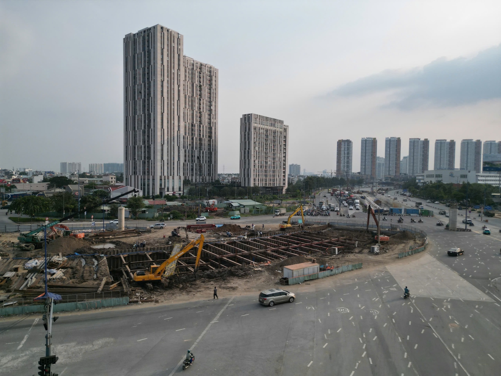 Hình ảnh công trường nút giao An Phú những ngày cuối năm - Ảnh 4