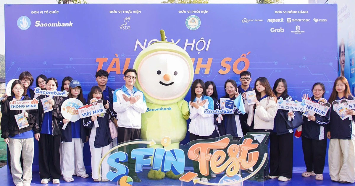 Sacombank lan tỏa tinh thần tài chính thông minh đến thế hệ trẻ qua S-FINFEST 2025