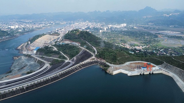 EVN đồng loạt khởi công, khánh thành loạt dự án điện trọng điểm toàn quốc - Ảnh 1