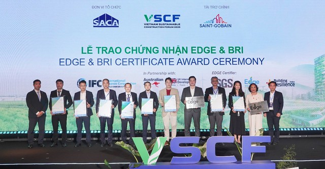 Sai Gon High Rise vinh dự đón nhận chứng chỉ công trình xanh EDGE cho The Aspira - Ảnh 1