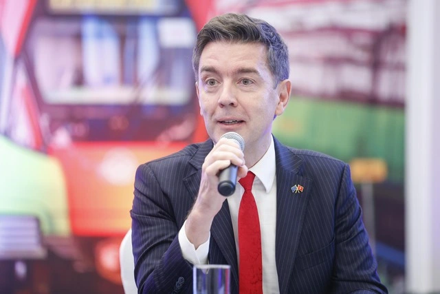 Việt Nam 'siết' hạn ngạch phát thải điện, sắt, thép, xi măng - Ảnh 3