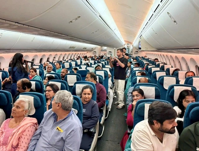 Đám cưới xa hoa của tỉ phú Ấn Độ: Hàng không và du lịch Việt Nam thu hút giới thượng lưu - Ảnh 2