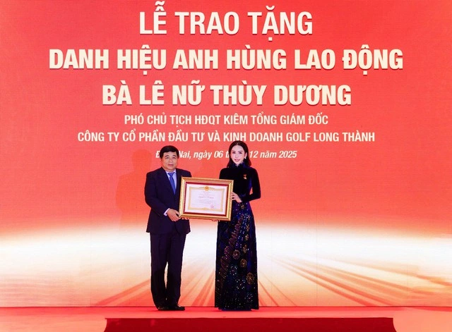 Doanh nhân Lê Nữ Thùy Dương được phong tặng danh hiệu Anh hùng Lao động - Ảnh 2