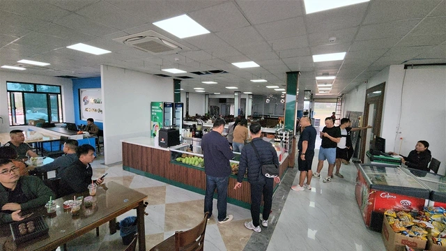 Trạm dừng nghỉ chạy đua tiến độ - Ảnh 3