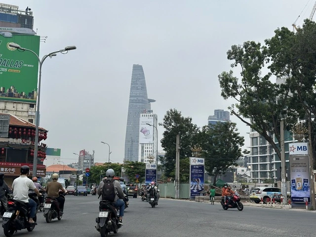 TP.HCM tăng cường giám sát, giải quyết ô nhiễm không khí - Ảnh 1