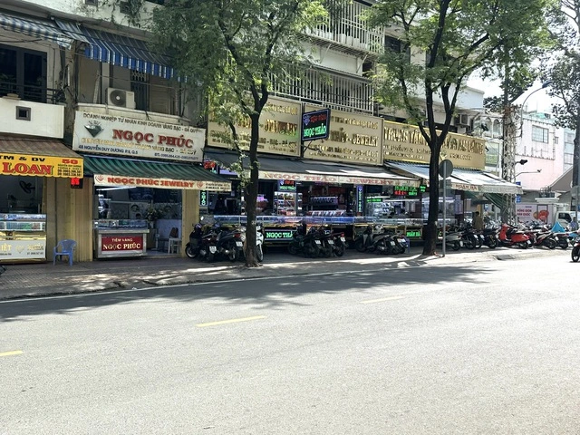 Giao dịch vàng ảm đạm - Ảnh 1