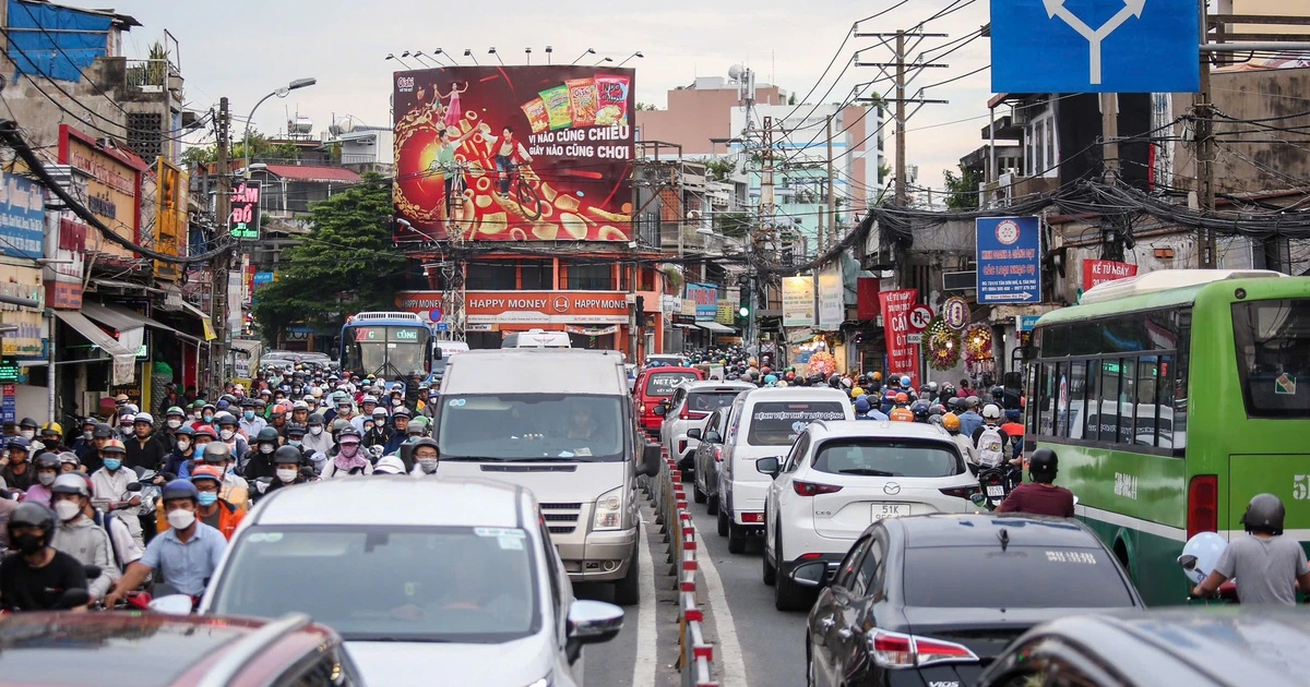 Sắp xây đường trên cao giải cứu kẹt xe trục Trường Chinh - Cộng Hòa