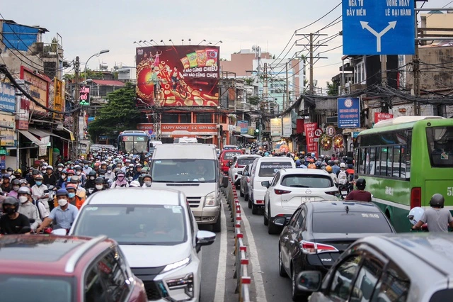 Sắp xây đường trên cao giải cứu kẹt xe trục Trường Chinh - Cộng Hòa - Ảnh 1