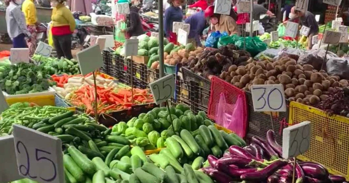 Giá rau củ hạ nhiệt, dần ổn định