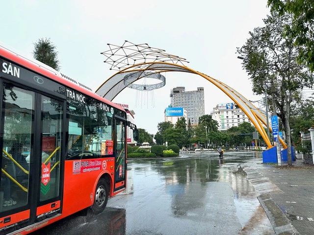 Tăng trưởng kinh tế phấn đấu đạt mức cao - Ảnh 1