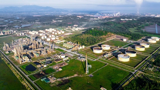 Petrovietnam thiết lập kỷ lục mới về doanh thu năm 2025 - Ảnh 2