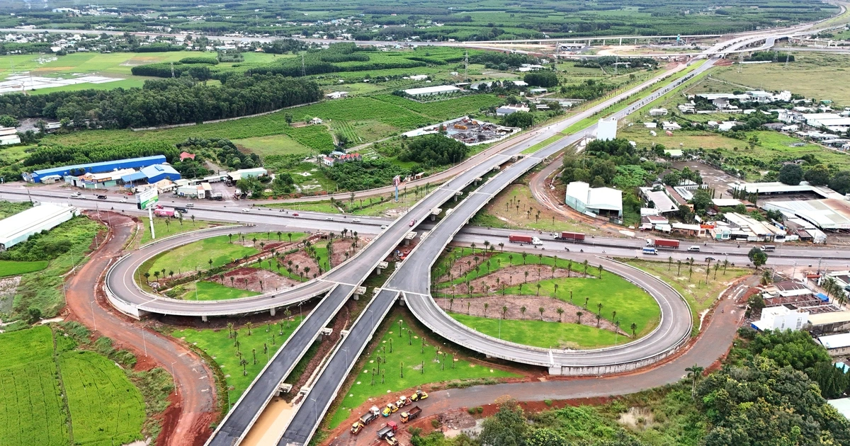 Người dân TP.HCM đến sân bay Long Thành bằng đường nào?