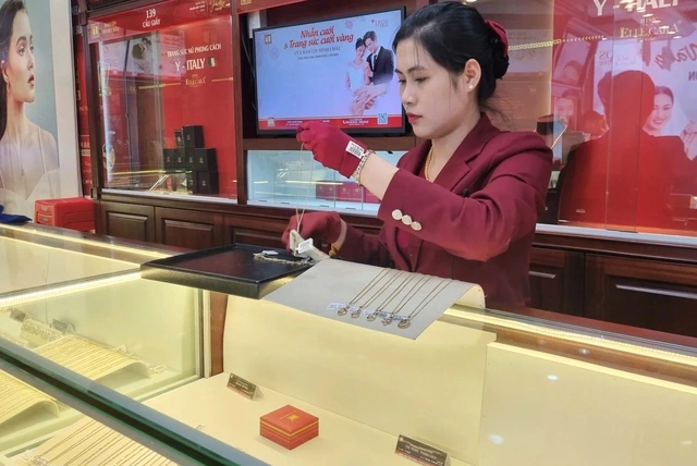 Đề nghị bỏ vàng trang sức khỏi ngành nghề kinh doanh có điều kiện - Ảnh 2