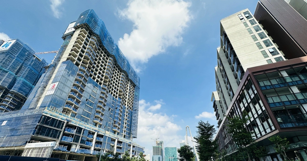 Vì sao 80% nguồn cung bất động sản thuộc về các 'ông lớn'?