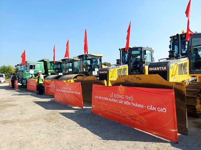 Khởi động loạt công trình thay đổi diện mạo giao thông TP.HCM - Ảnh 1