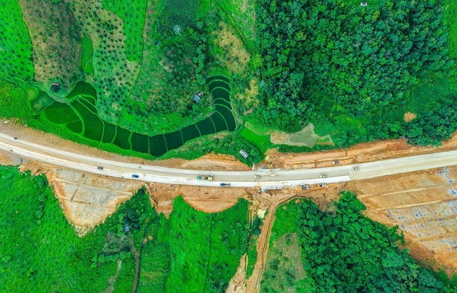 Hai cao tốc tại Lạng Sơn và Cao Bằng 'chạy nước rút' thông tuyến vào 19.12 - Ảnh 3